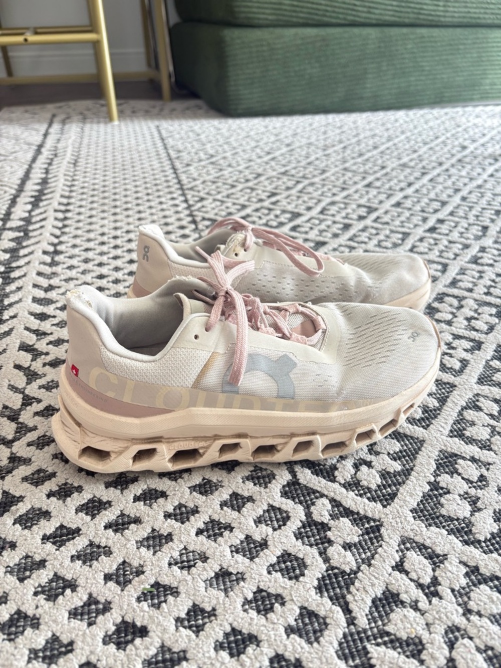 On Running Cloudmonster Women’s Running Shoes - Soft Pink/Cream